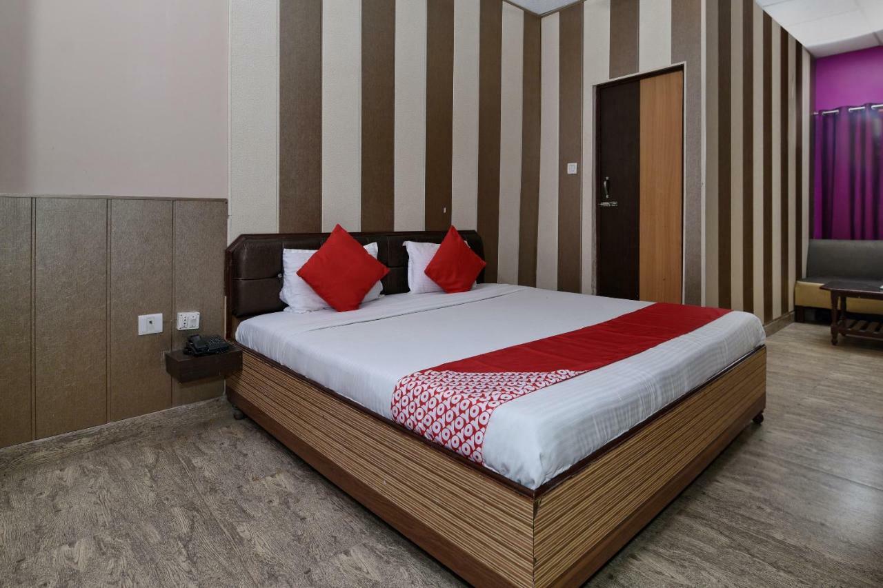 Oyo 3519 Hotel Garden Inn Varanasi Eksteriør billede